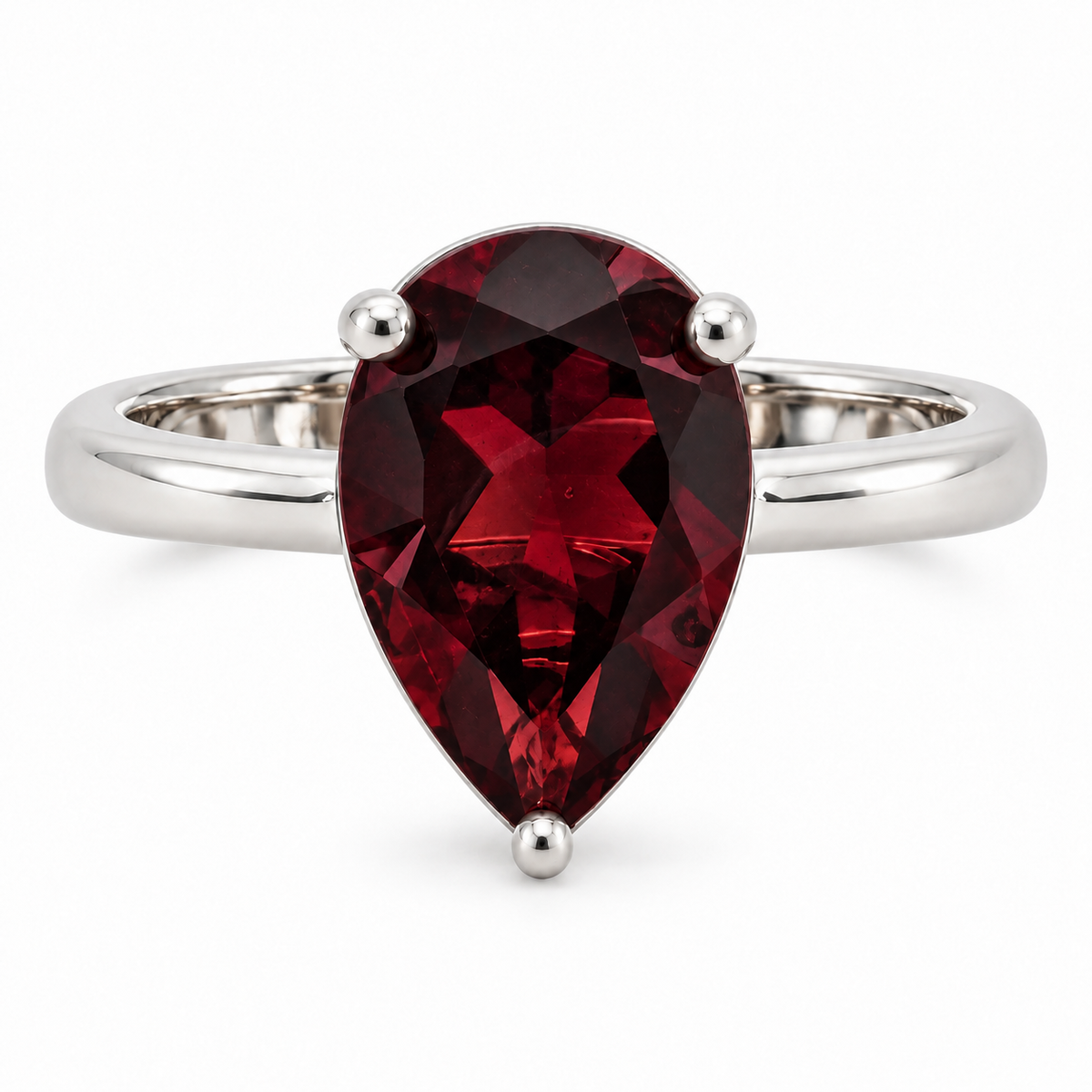 Bague grenat taillé griffe