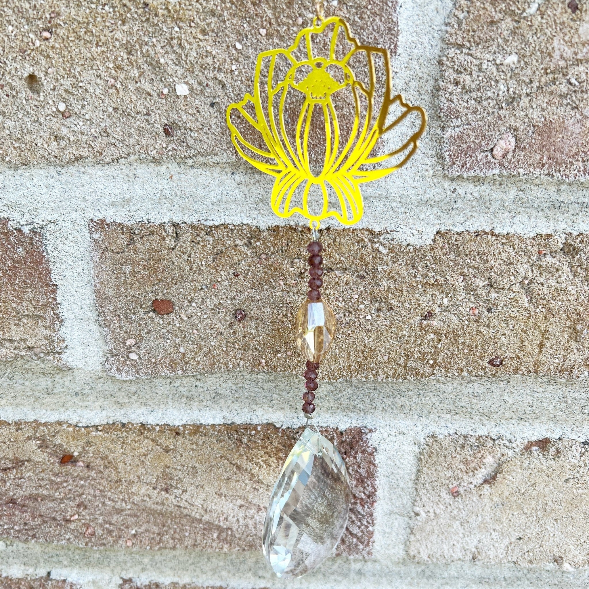Goutte de cristal avec chaîne - vue 2