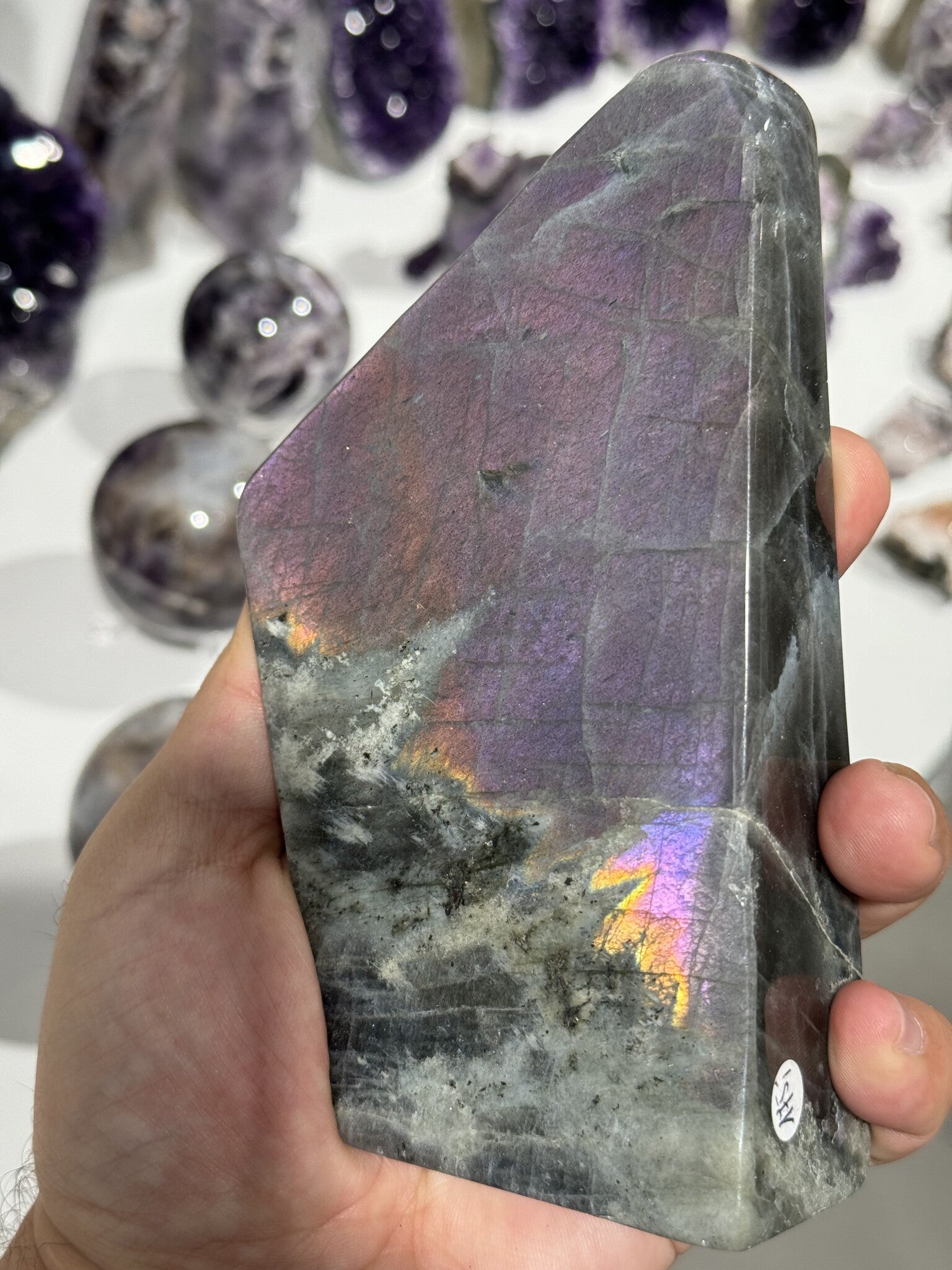 Labradorite violette polie - vue 4