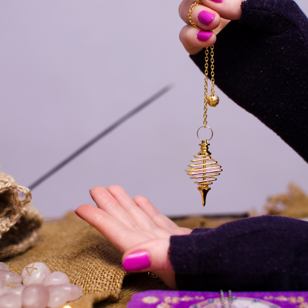 Comment utiliser un pendule ?