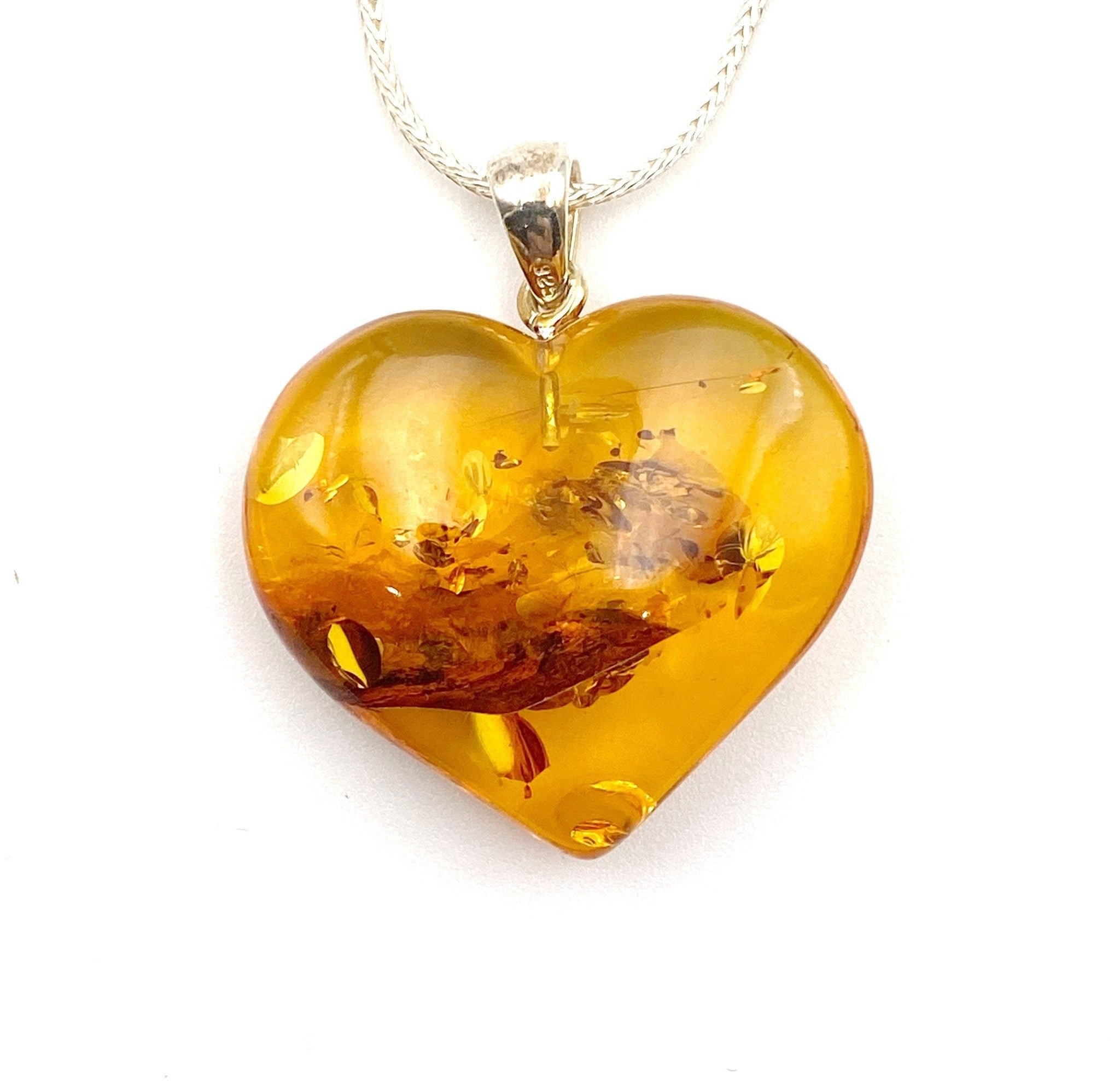 Pendentif ambre coeur - vue 2